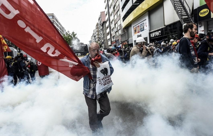 Enfrentamientos del Primero de Mayo en Estambul Enfrentamientos del Primero de Mayo en Estambul