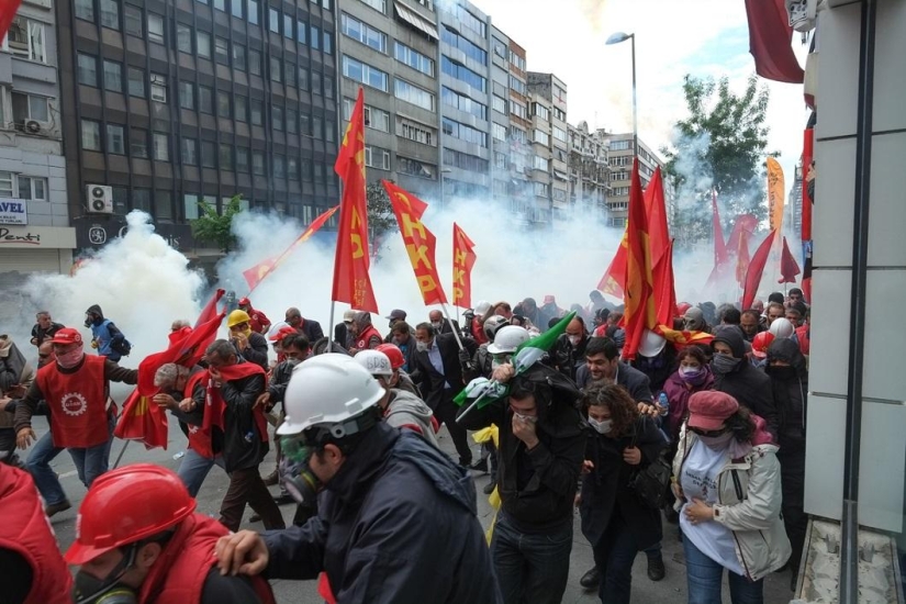 Enfrentamientos del Primero de Mayo en Estambul Enfrentamientos del Primero de Mayo en Estambul