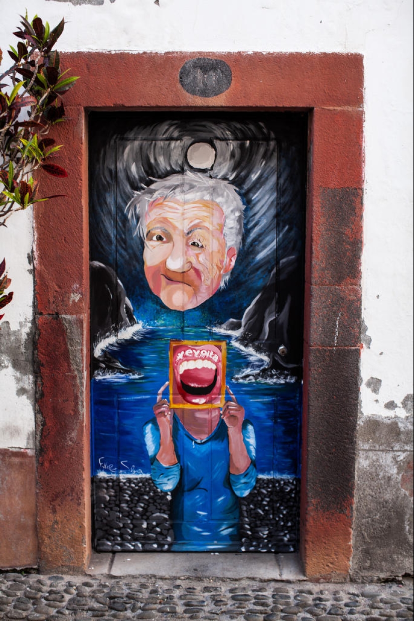 Entertaining geography - doors in different parts of Europe Entertaining geography - doors in different parts of Europe