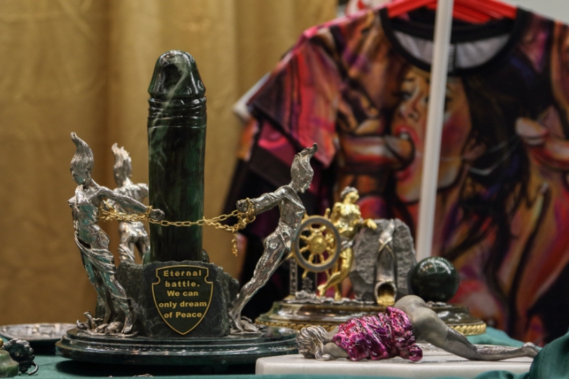 Entrada prohibida: cómo llegué por primera vez a una exposición sexual Entrada prohibida: cómo llegué por primera vez a una exposición sexual