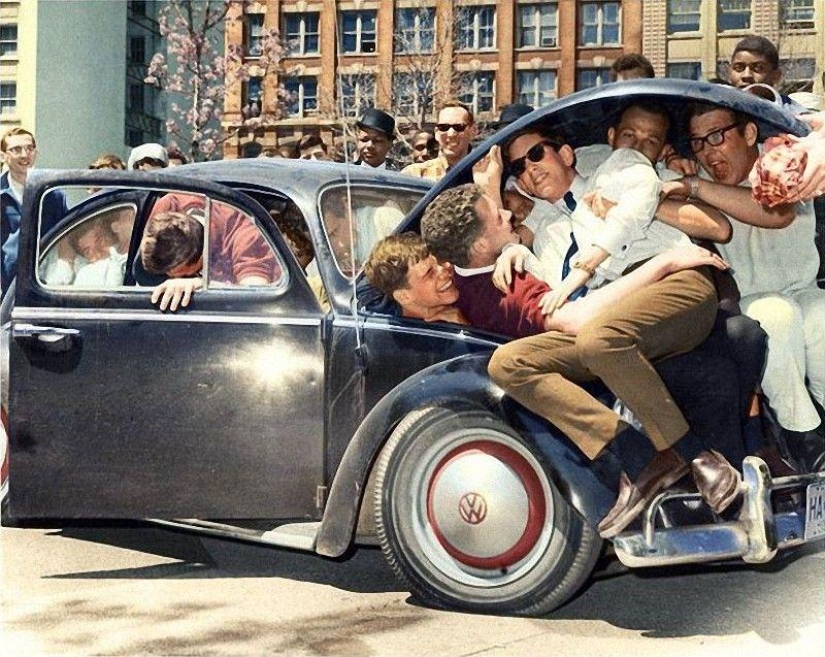 Epochal retro photos in color Epochal retro photos in color