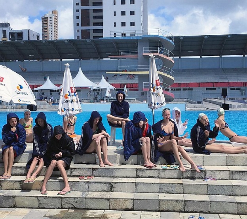 Equipos olímpicos de diferentes países compiten por la publicación más divertida de Río en las redes sociales