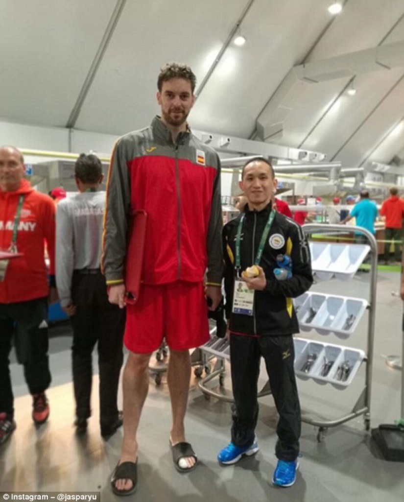 Equipos olímpicos de diferentes países compiten por la publicación más divertida de Río en las redes sociales