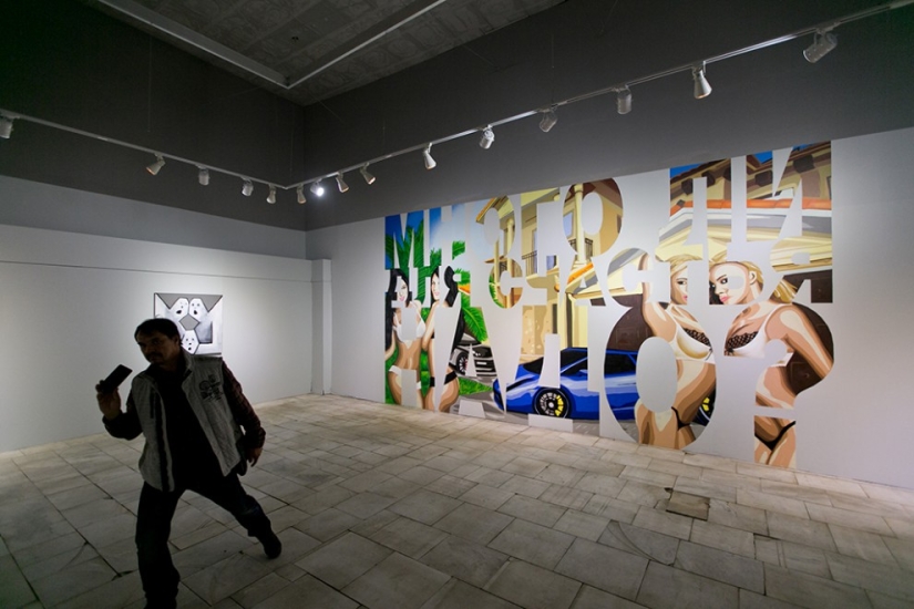 Eres libre: artistas callejeros contra la imposición de productos y servicios a las personas Eres libre: artistas callejeros contra la imposición de productos y servicios a las personas