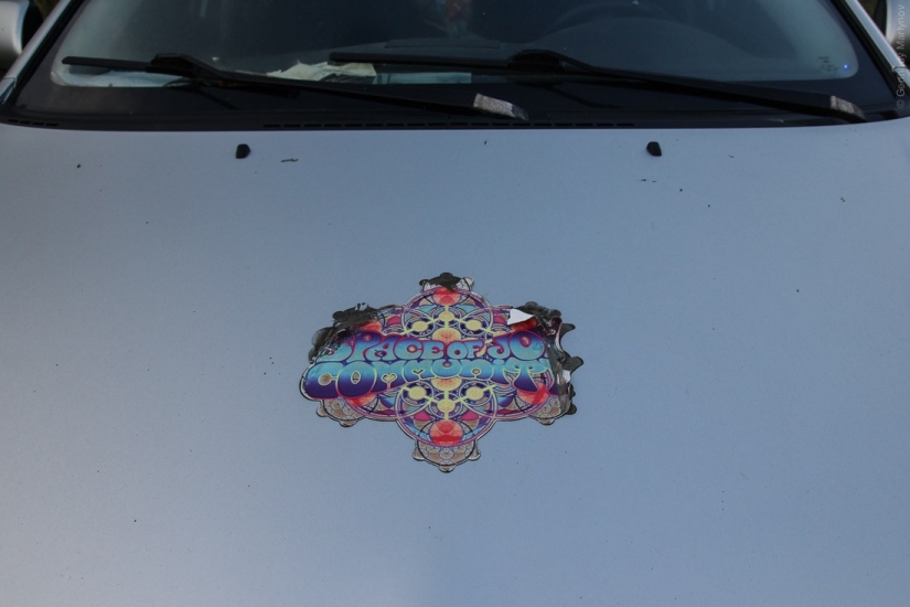 Ermitaño Yuri. Tipi en la carretera de Yaroslavl