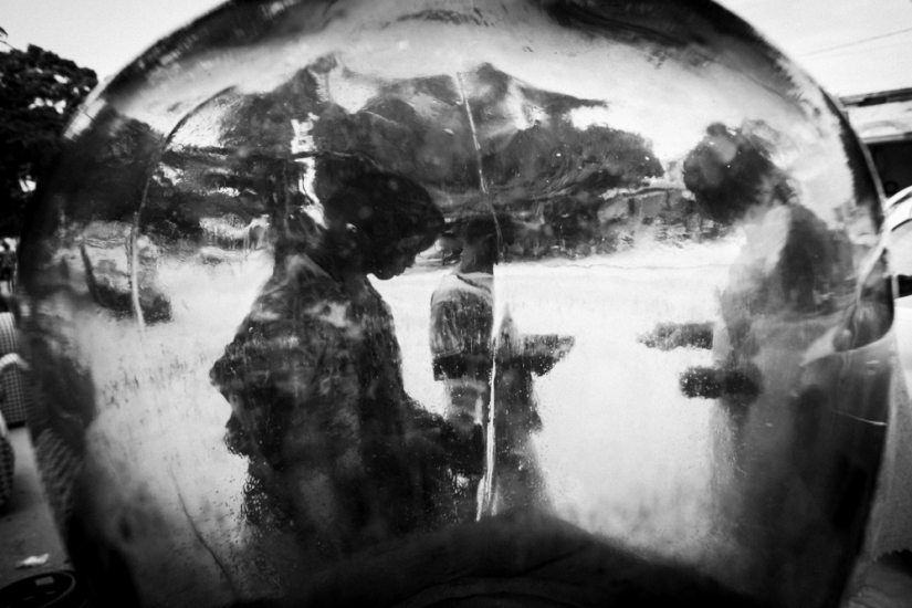 Es solo una bomba, o cómo funciona la mafia petrolera de Benin Es solo una bomba, o cómo funciona la mafia petrolera de Benin