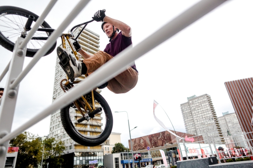 Escuela gigante de ajedrez y ballet de los coreógrafos del Teatro Bolshoi Escuela gigante de ajedrez y ballet de los coreógrafos del Teatro Bolshoi
