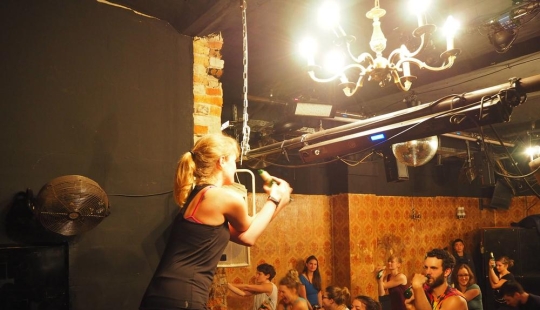 Ese es nuestro camino: el yoga de la cerveza conquista el mundo