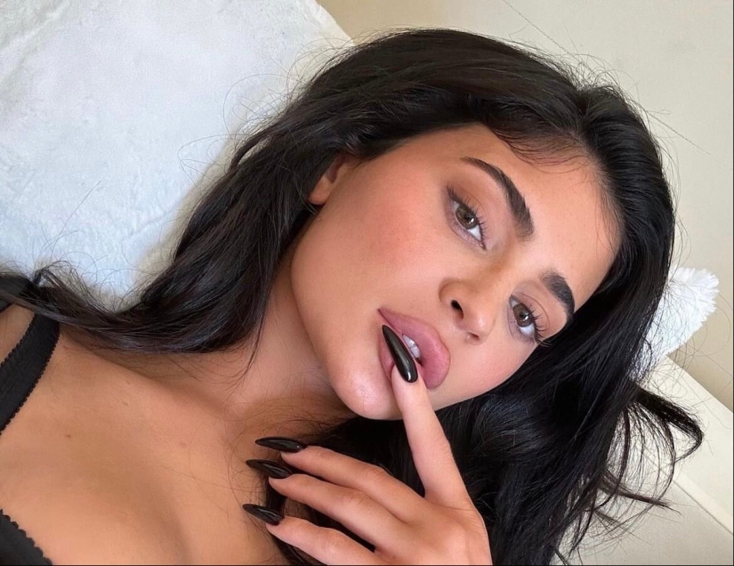 Estas partes del cuerpo de las estrellas se han vuelto más populares que ellas mismas: lo que hizo famosas a Kim Kardashian y Jennifer Lopez