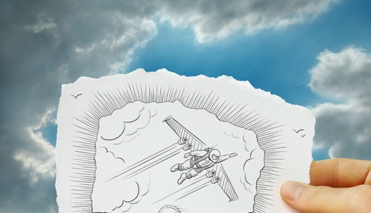 Este artista fusiona sus ilustraciones a lápiz con la fotografía y el efecto es único