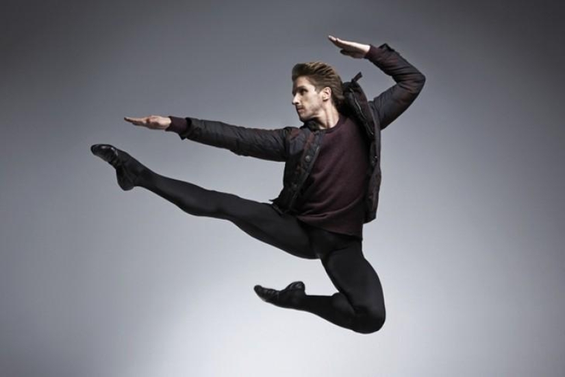 Estrellas del Teatro Bolshoi en un proyecto fotográfico para Peuterey