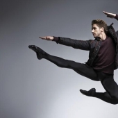 Estrellas del Teatro Bolshoi en un proyecto fotográfico para Peuterey