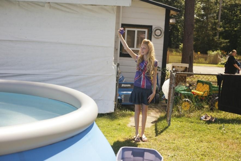 Everyday life of a small participant in children's beauty contests Everyday life of a small participant in children's beauty contests