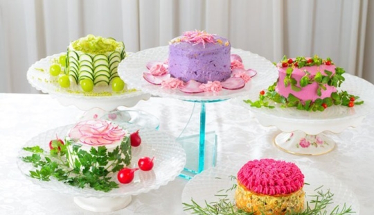 Everything is possible: eat cake and lose weight Everything is possible: eat cake and lose weight