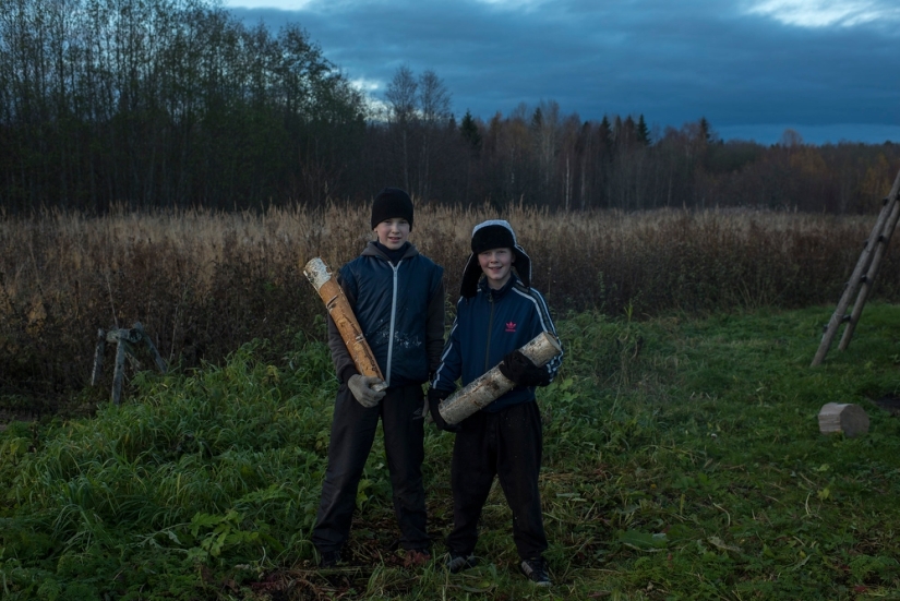 Expedition The Spine of Russia - &quot;The Ridge of Russia&quot;: metal and cloudberries