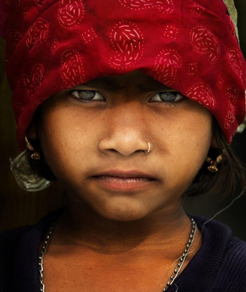 Expressive and colorful portraits from different parts of the world