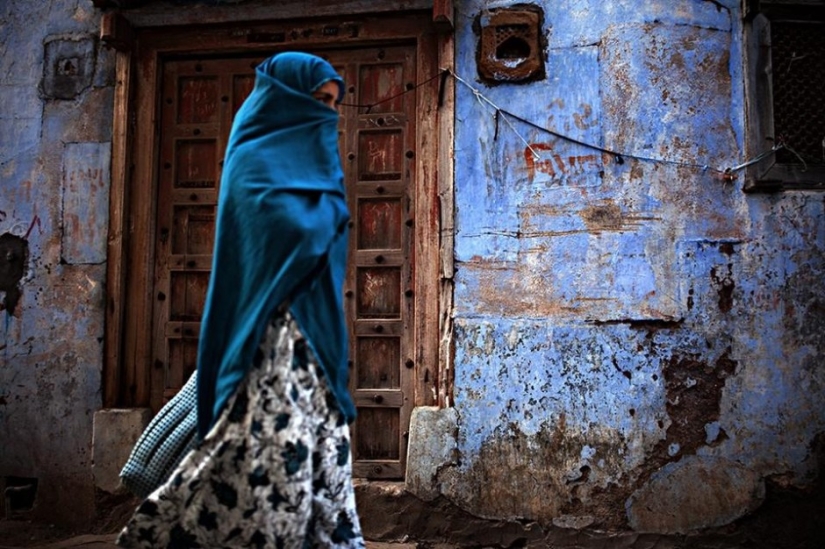 Expressive and colorful portraits from different parts of the world