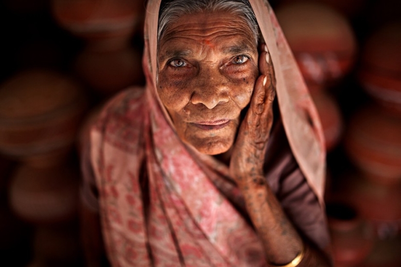 Expressive and colorful portraits from different parts of the world