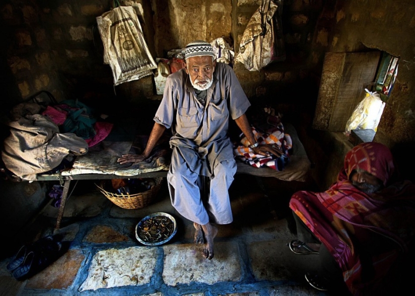 Expressive and colorful portraits from different parts of the world