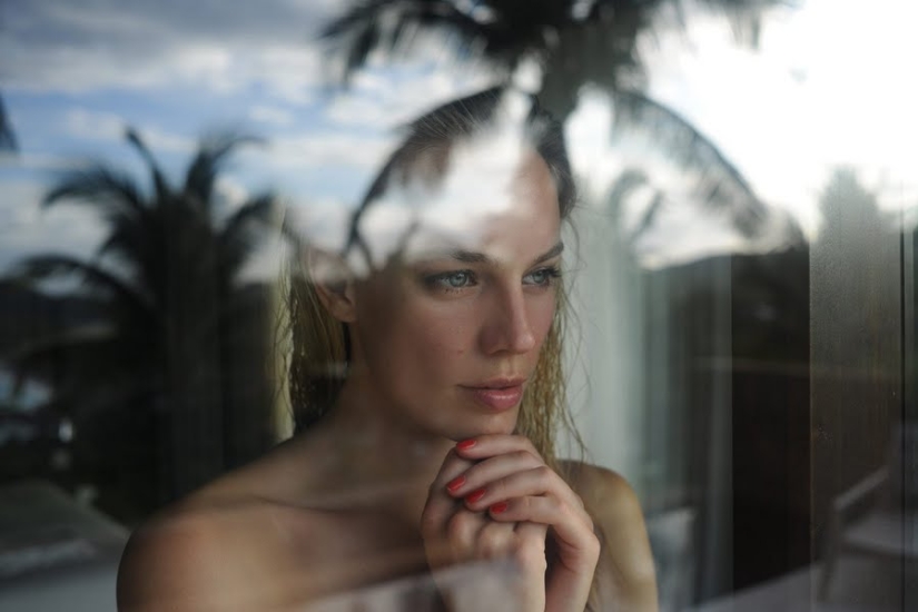 Exquisito libertinaje en fotos eróticas de Jean-Philippe Peter Exquisito libertinaje en fotos eróticas de Jean-Philippe Peter