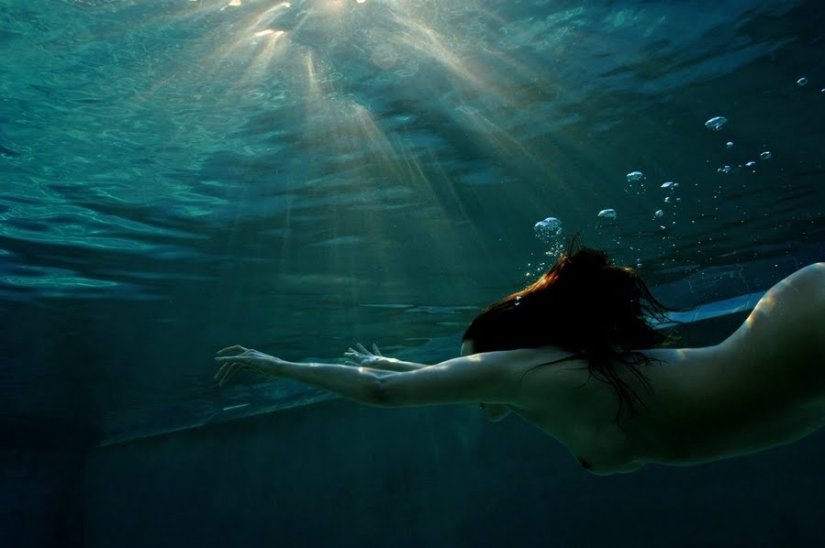 Exquisito libertinaje en fotos eróticas de Jean-Philippe Peter Exquisito libertinaje en fotos eróticas de Jean-Philippe Peter