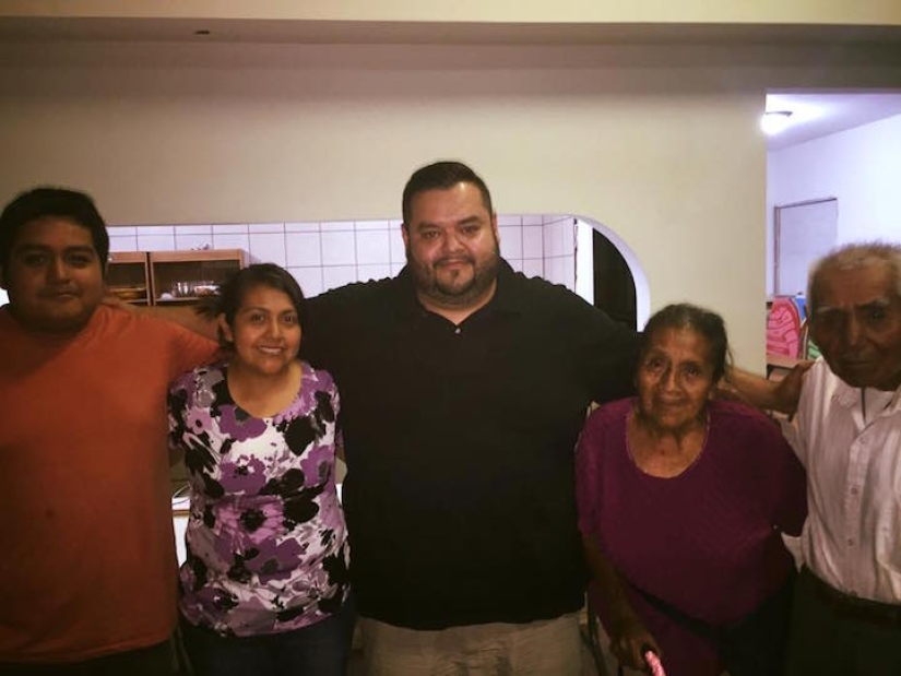 Extraños han recaudado más de $250,000 para un vendedor de helados de 89 años