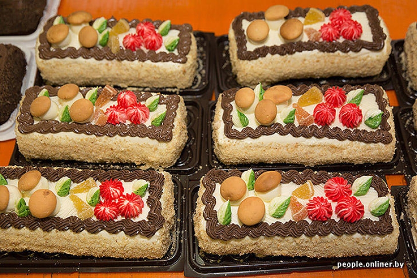 "Fabulous" photo report: how your favorite Soviet cakes are made "Fabulous" photo report: how your favorite Soviet cakes are made
