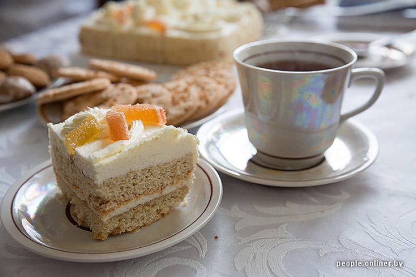 "Fabulous" photo report: how your favorite Soviet cakes are made "Fabulous" photo report: how your favorite Soviet cakes are made