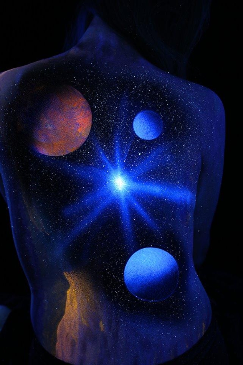 Fairy-tale landscapes on the bodies of girls