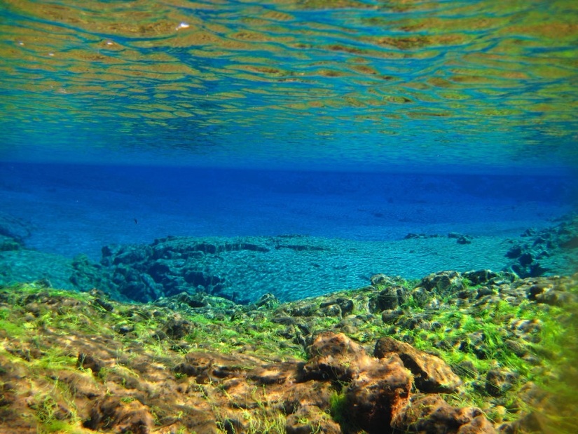 Falla islandesa Silfra - entre dos partes del mundo Falla islandesa Silfra - entre dos partes del mundo