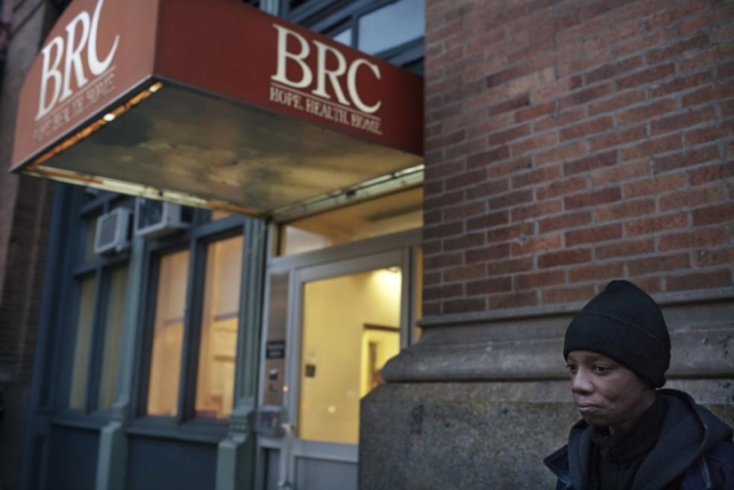 Family relationships of homeless people from the New York subway