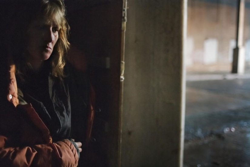 Family relationships of homeless people from the New York subway