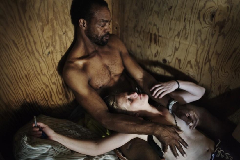 Family relationships of homeless people from the New York subway