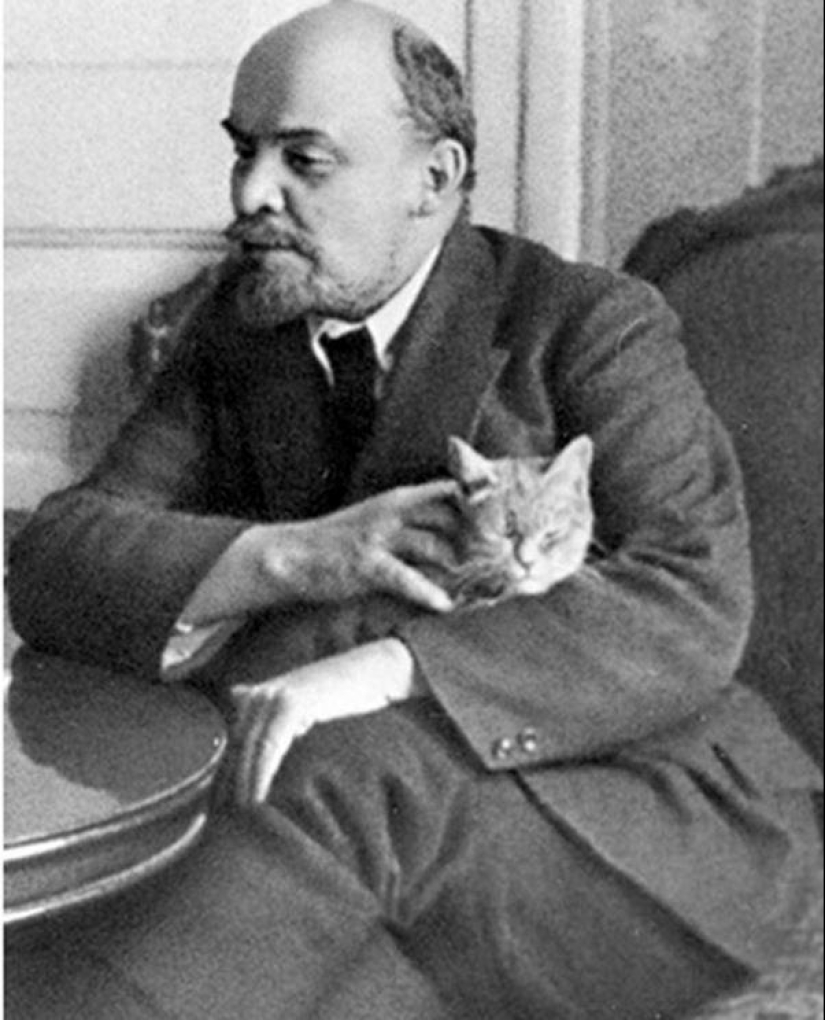 Famous politicians and their four-legged pets