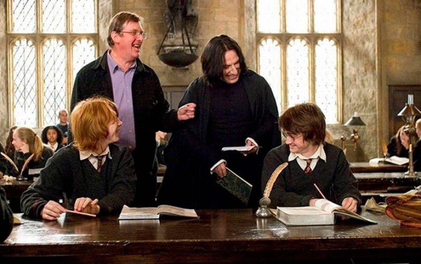 Fans weren't supposed to see: 12+ epic shots from the set