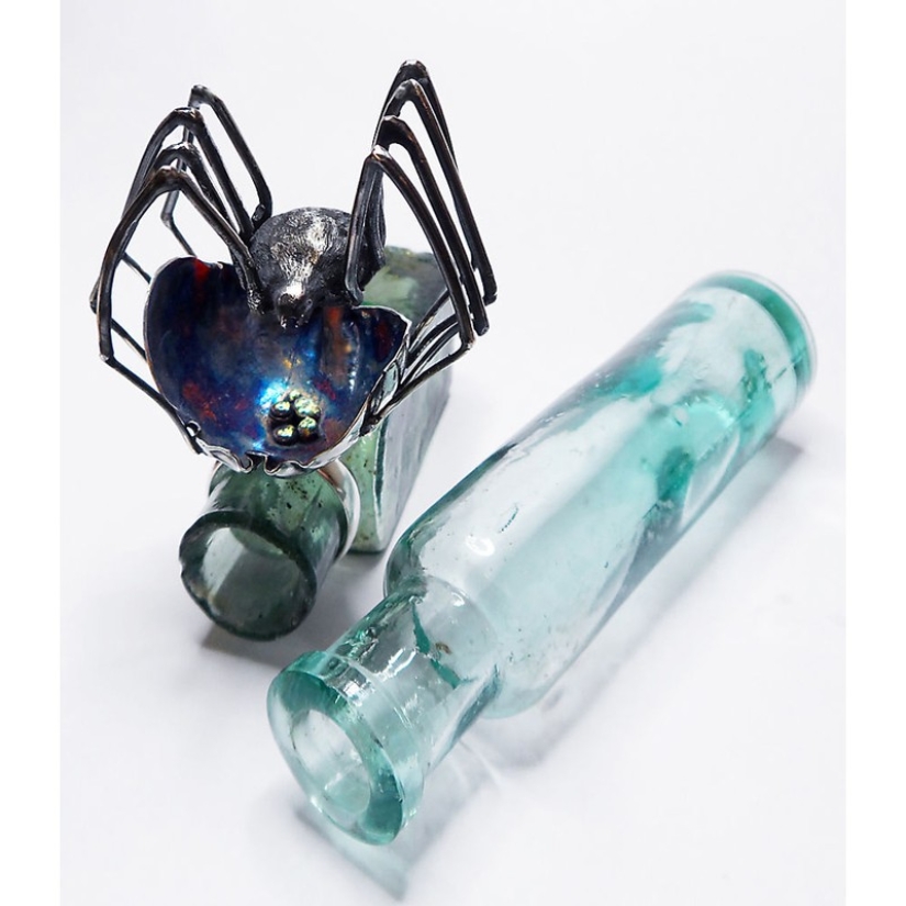 Fantásticos anillos de diseño para aquellos a los que les gusta destacar entre la multitud. Fantásticos anillos de diseño para aquellos a los que les gusta destacar entre la multitud.