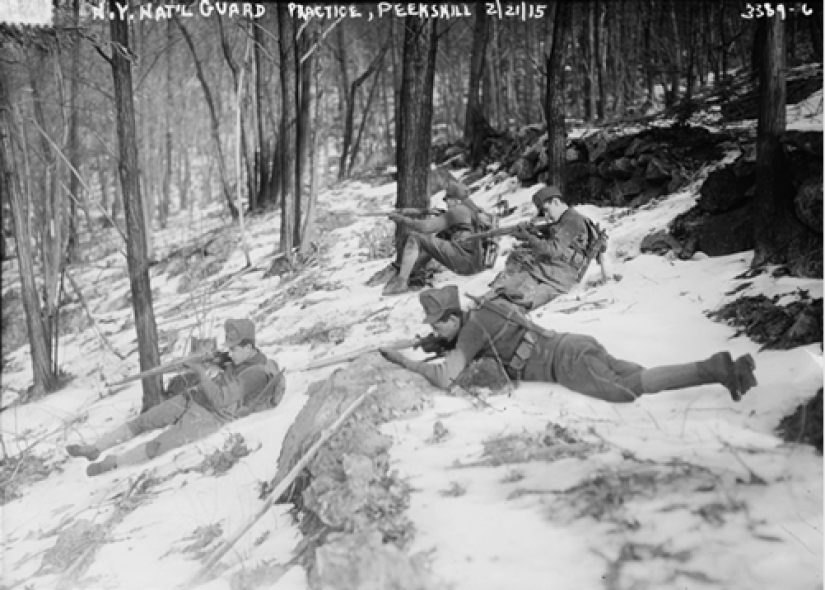 Fascinating and frightening "live photos" from the archives