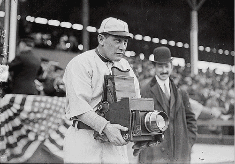 Fascinating and frightening "live photos" from the archives