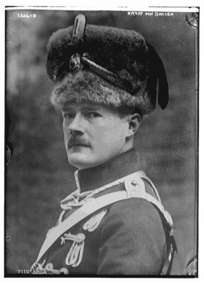 Fascinating and frightening "live photos" from the archives