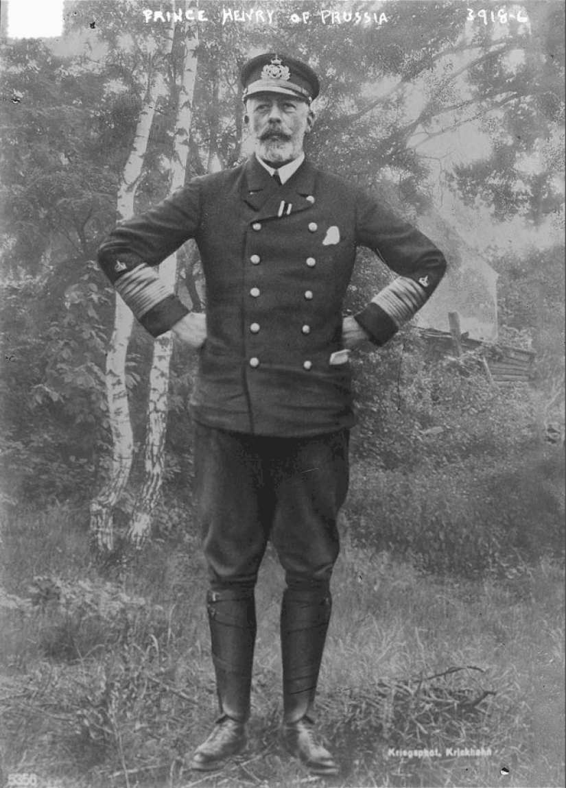 Fascinating and frightening "live photos" from the archives