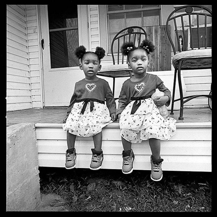 Fascinating portraits of twins Fascinating portraits of twins