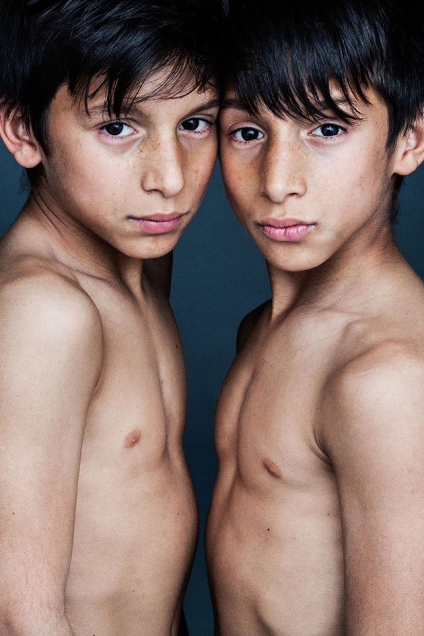 Fascinating portraits of twins Fascinating portraits of twins