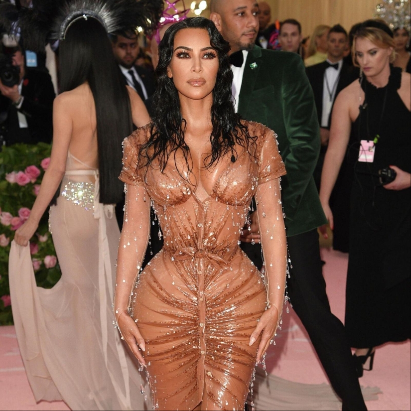 Fashion without complexes: outfits of star celebrities on the verge of decency