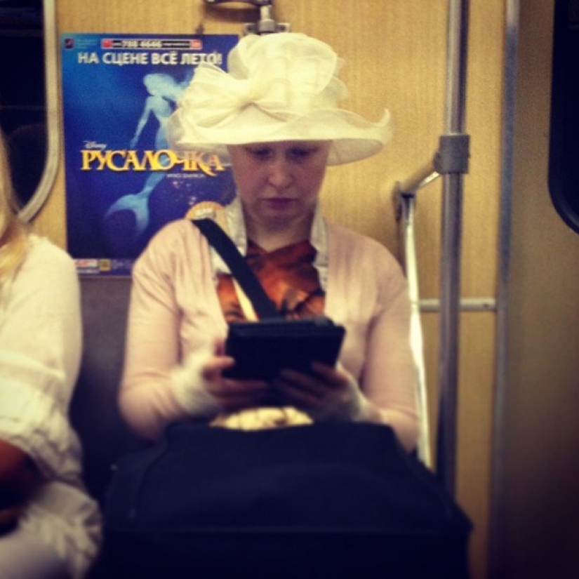 Fashionable people of the Moscow metro