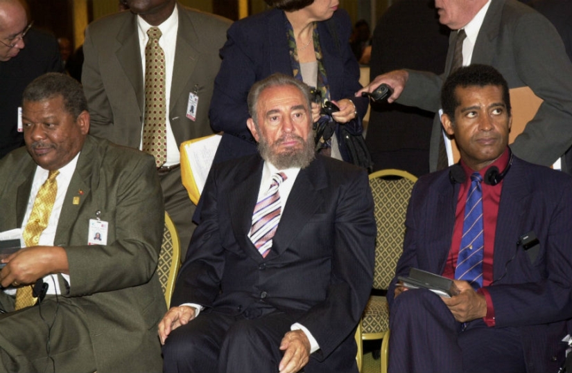 Fidel Castro ha muerto a los 90 años Fidel Castro ha muerto a los 90 años