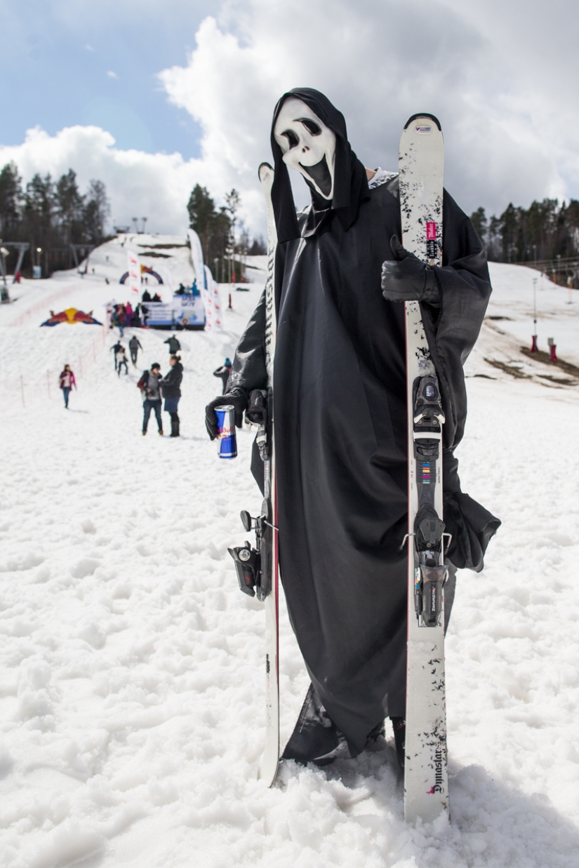 Fiesta fuerte en Snezhny: la carrera de snowboard más creativa de Rusia