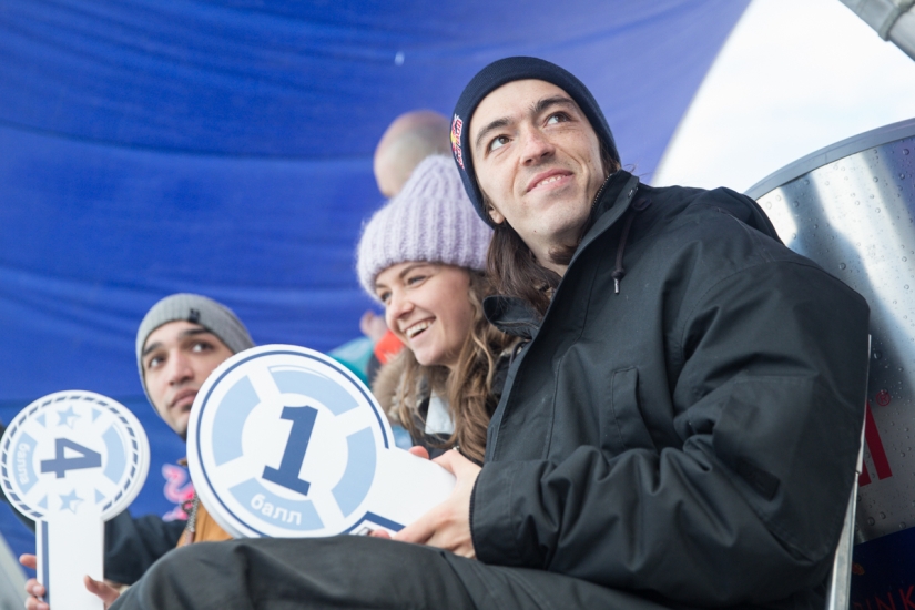 Fiesta fuerte en Snezhny: la carrera de snowboard más creativa de Rusia