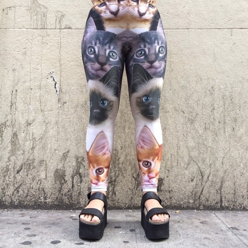 For a long time I could not forget those legs For a long time I could not forget those legs