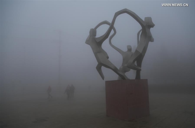For the first time in history, China has declared a "red" danger level due to terrible smog