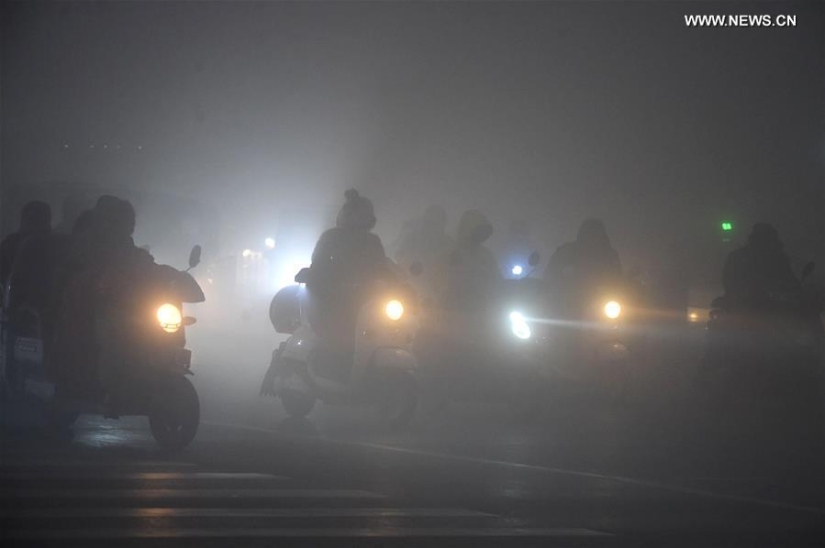 For the first time in history, China has declared a "red" danger level due to terrible smog